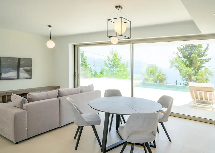 Blue Breeze ניקיאנה